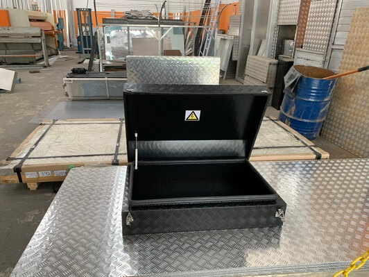 Alumixbox - CAIXA DE ALUMÍNIO PARA BAGAGEIRO