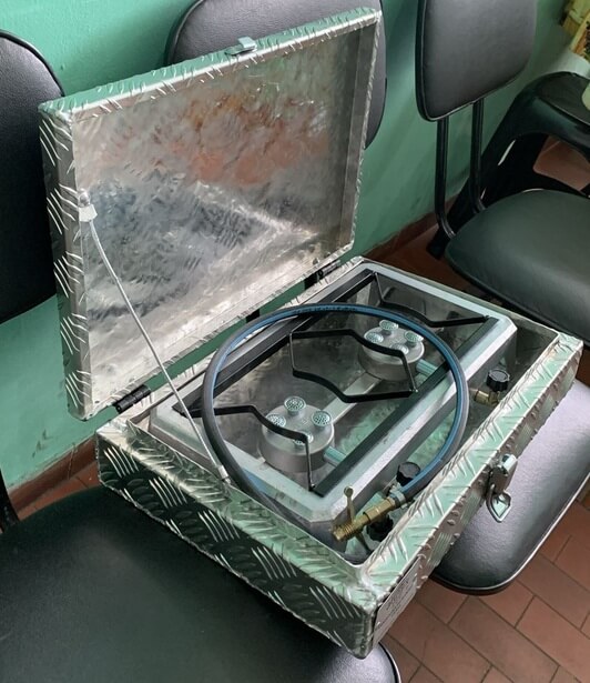 Alumixbox - CAIXA DE ALUMÍNIO COM FOGÃO FOGAREIRO