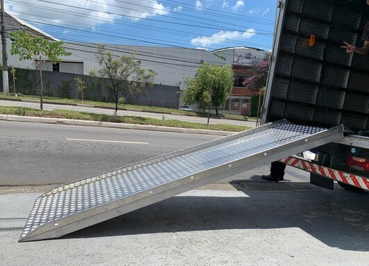Alumixbox - RAMPA DE CARGA CAMINHÃO