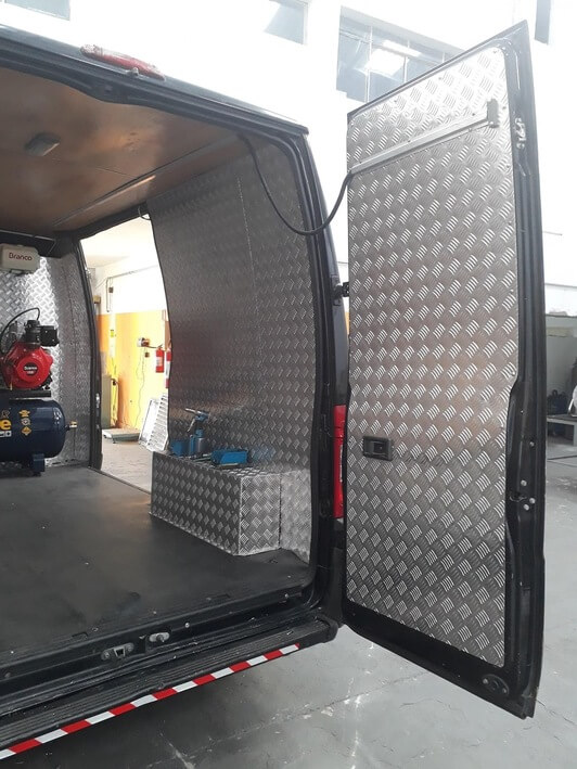 Alumixbox - REVESTIMENTO VAN