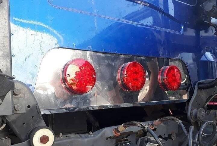 Alumixbox - TAMPA DE MOTOR SCANIA INOX