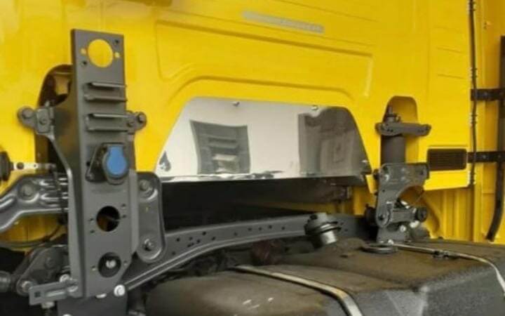 Alumixbox - TAMPA DE MOTOR SCANIA INOX