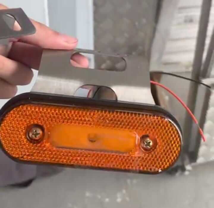 Alumixbox - SUPORTE DE LANTERNA CAMINHÃO