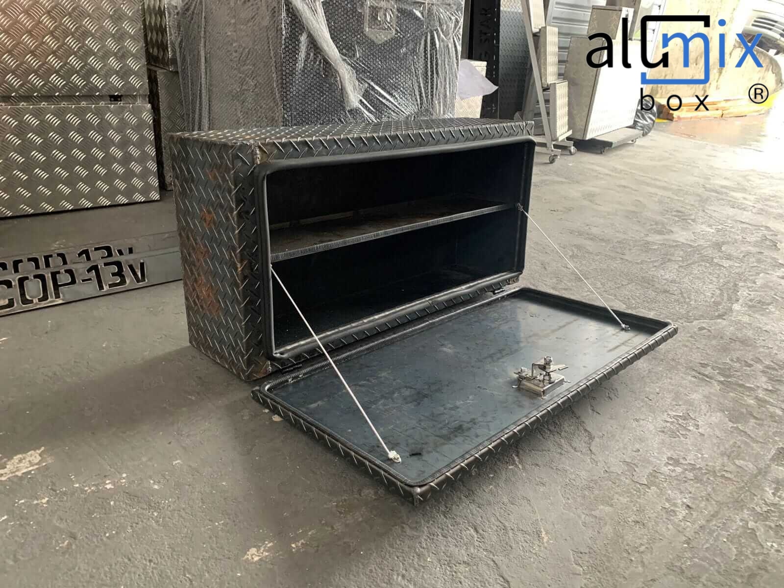 Alumixbox - CAIXA DE FERRO