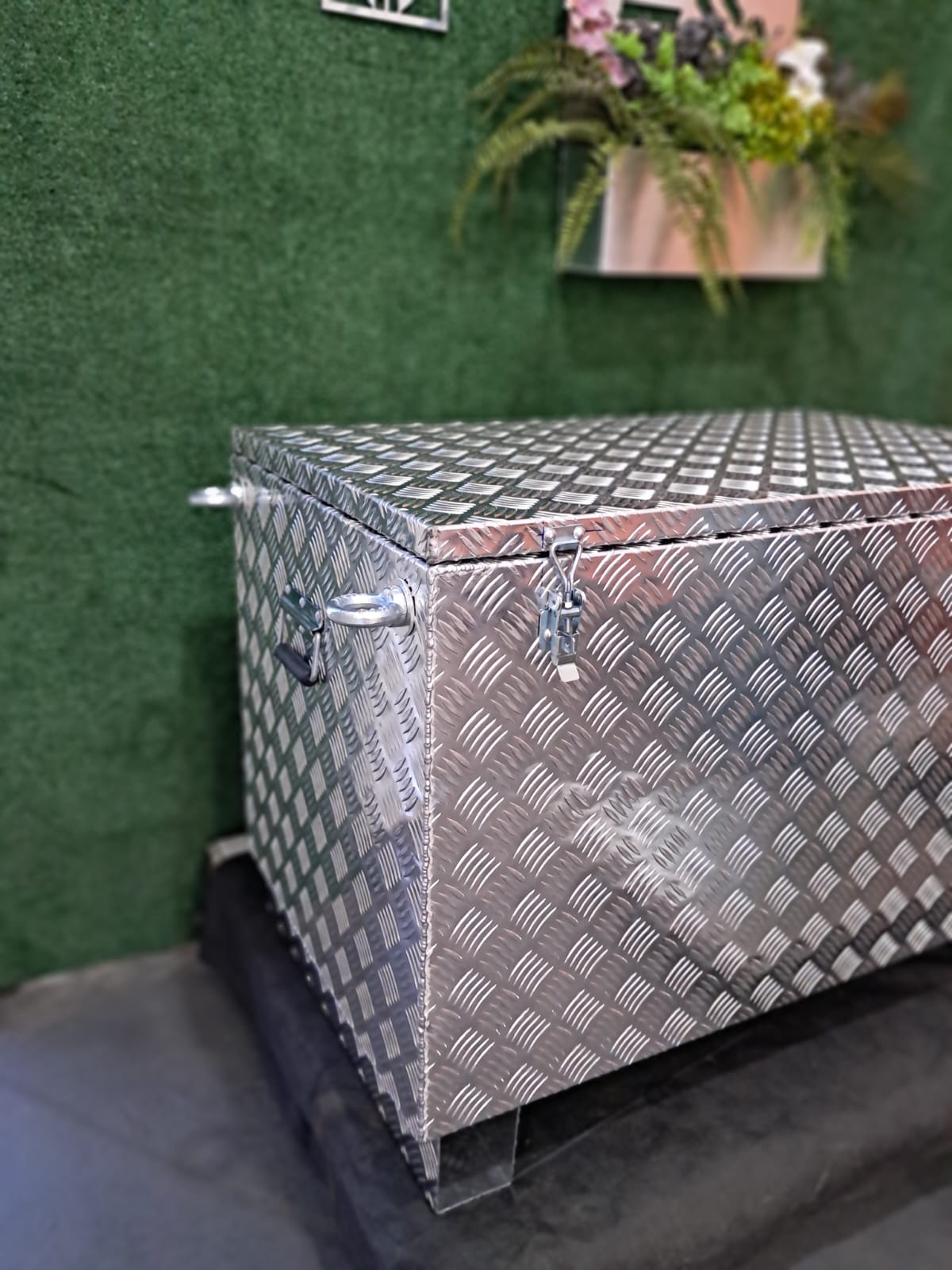 Alumixbox - Caixa De Ferramentas c/ ohais